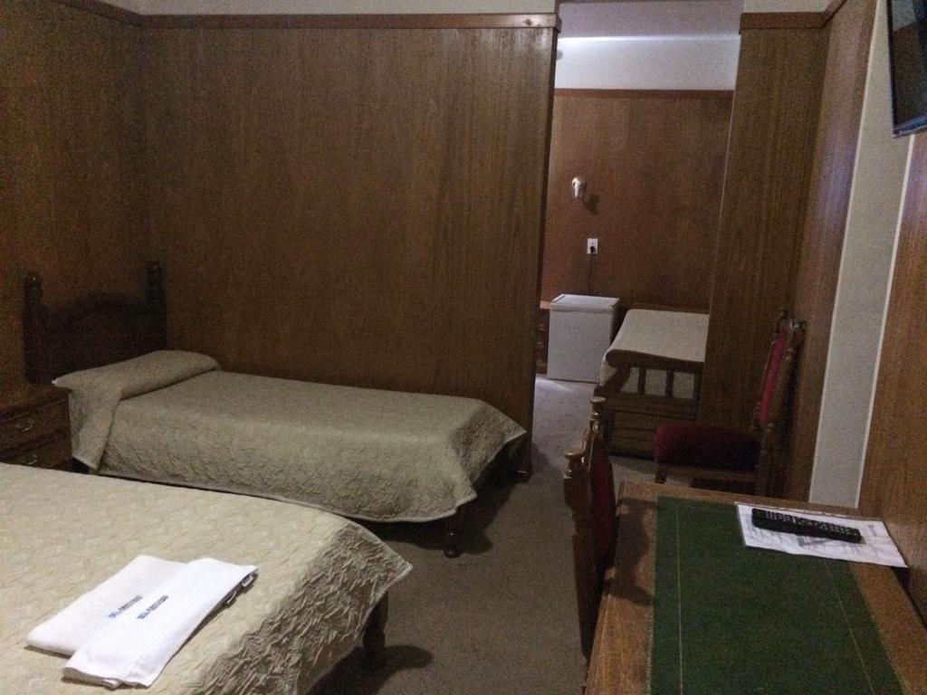 Hotel Americano Buenos Aires Szoba fotó